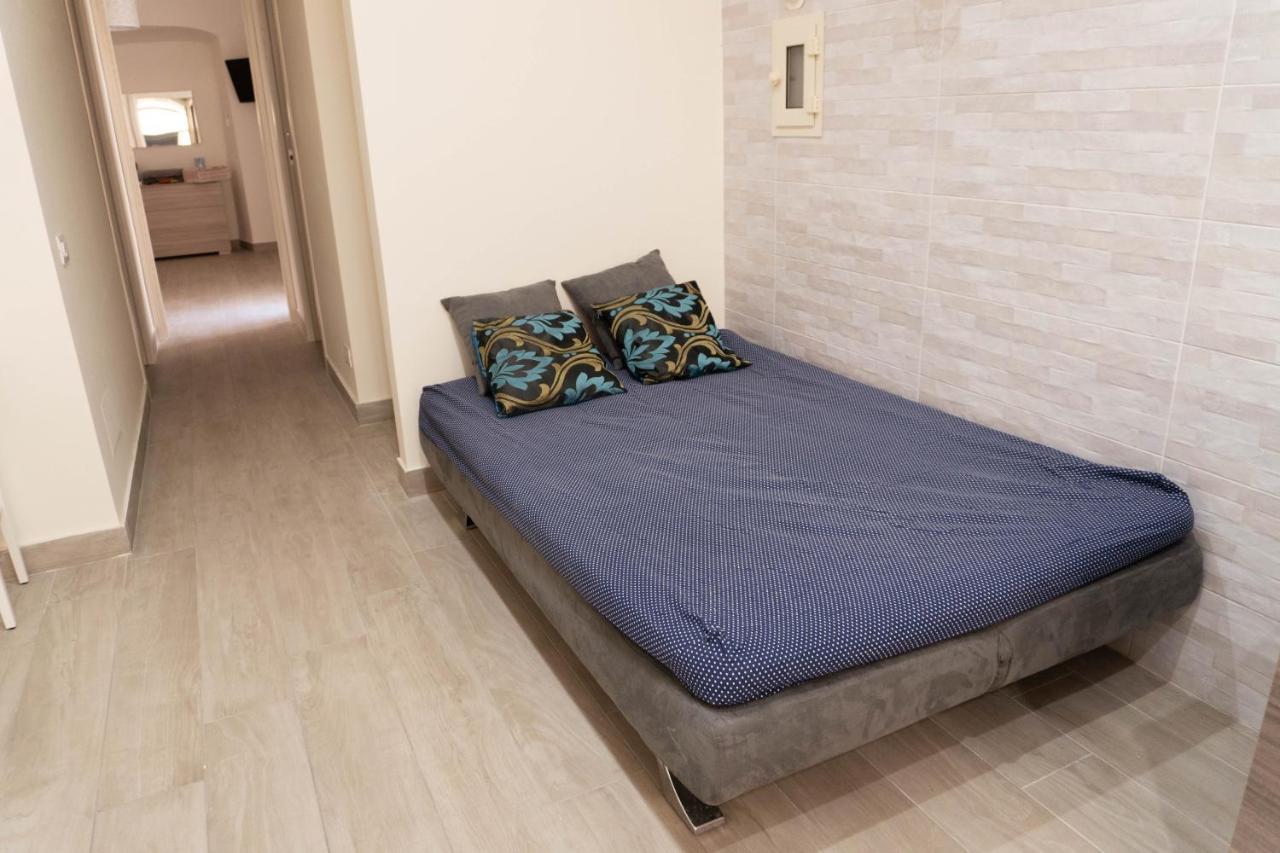 Neapolitan Roo Apartment ภายนอก รูปภาพ