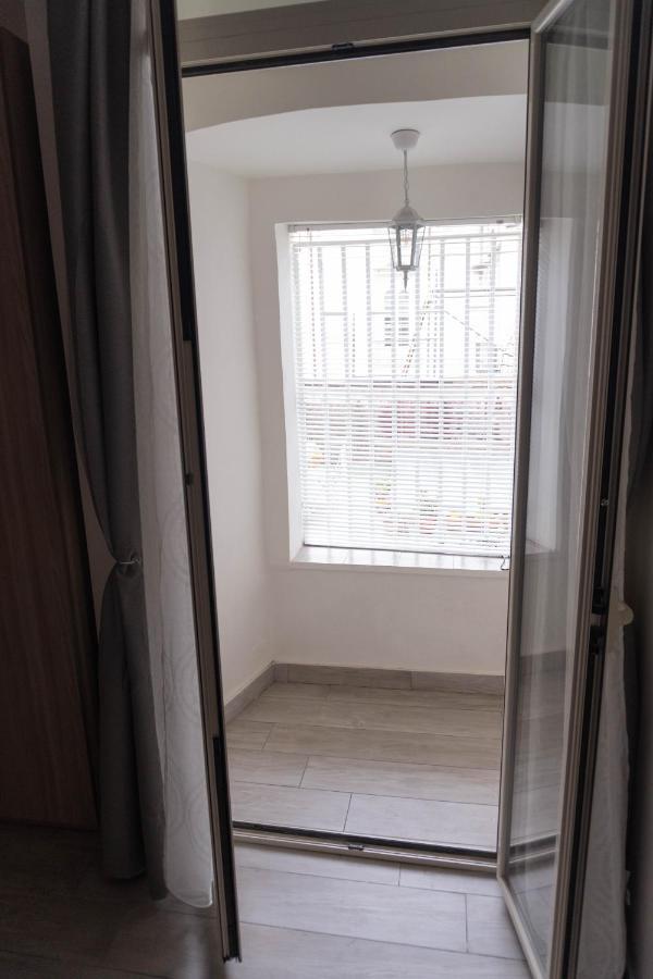 Neapolitan Roo Apartment ภายนอก รูปภาพ