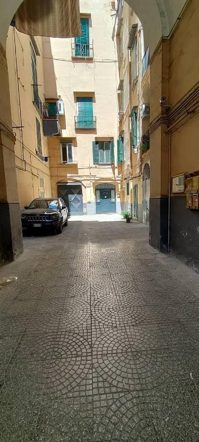 Neapolitan Roo Apartment ภายนอก รูปภาพ