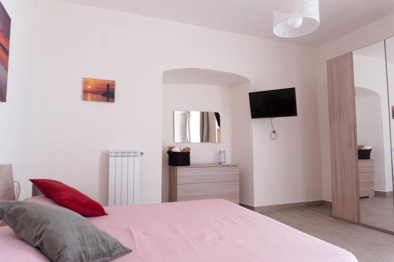 Neapolitan Roo Apartment ภายนอก รูปภาพ