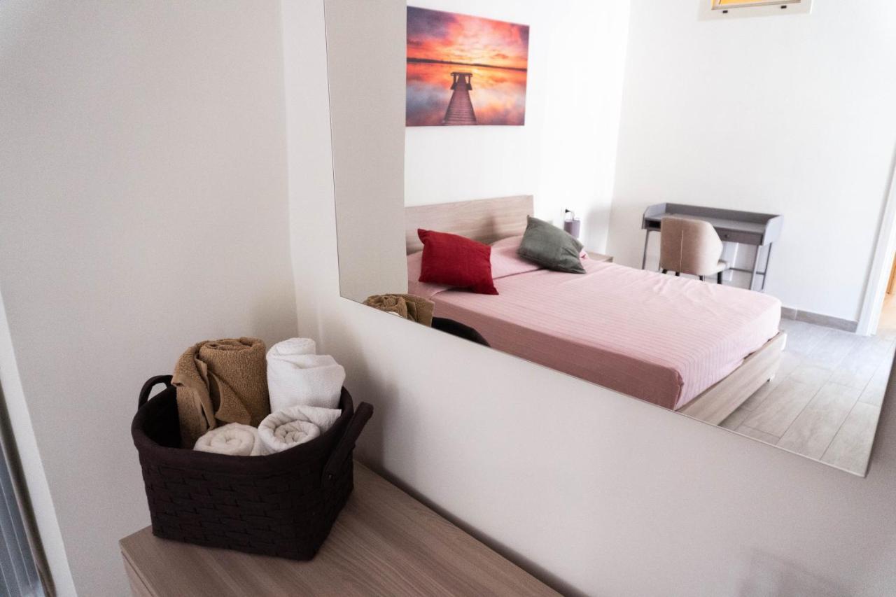 Neapolitan Roo Apartment ภายนอก รูปภาพ